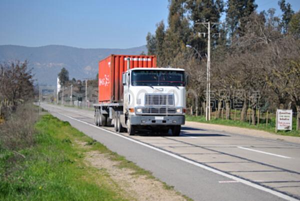 農村路線商品道路貨物運輸 機遇、挑戰與發展策略